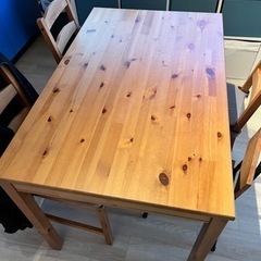 IKEAダイニングテーブル 椅子　3脚付き　引き取りのみ　