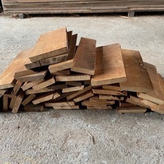 薪　焚き木　木材　　の画像