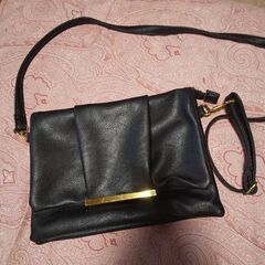 ショルダーバッグ※ティッシュおまけ付き