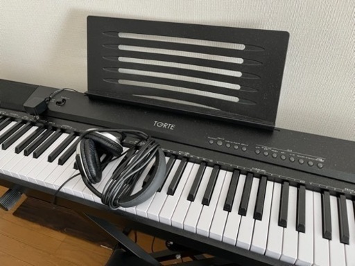 電子ピアノ TORTE 状態良好　定価28000円