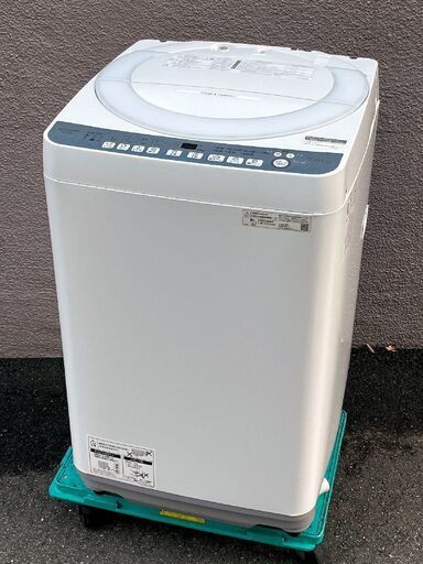 ㊴【税込み】美品 シャープ 7kg 全自動洗濯機 ES-T714 穴なしステンレス槽 各種ホース 糸くずネット(新品)付属 2022年製【PayPay使えます】