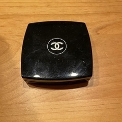 アイシャドウ　CHANEL シャネル　LES 4 OMBRES 10
