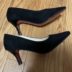 アクアガレージ　パンプス　黒の画像