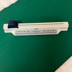 スライド式穴あけパンチ　リングバインダー用A4/30穴の画像