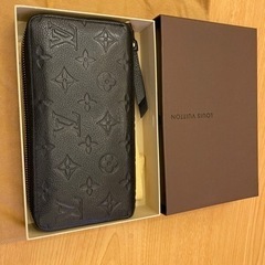ルイヴィトン アンプラント ジッピーウォレット