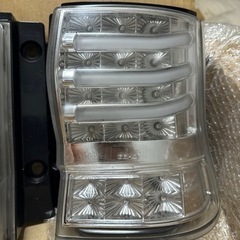 L375,L385 タントカスタム　クリスタルアイテールランプ