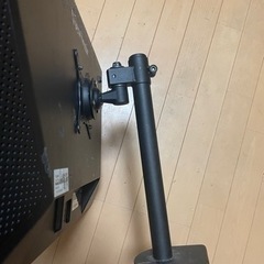 23インチ モニターの画像