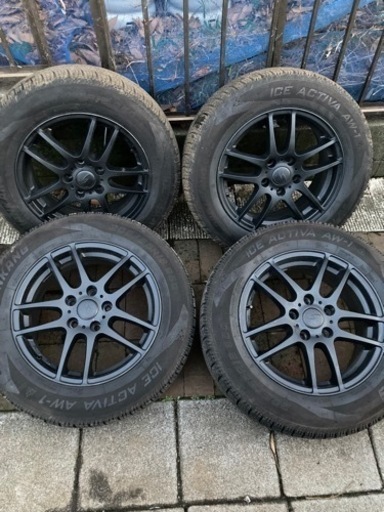 21年製　スタッドレスタイヤ