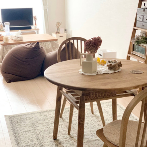 丸みを帯びた優しいデザインのダイニングテーブルセット LOGIE ロジー nora ノラ 90サイズ W90 丸 無垢材 バーチ材 オイル塗装 棚付き