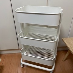 キッチンワゴン　※ 26日（月）午前、27日（火）いつでも取りに...