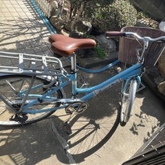 自転車　アルミフレーム　26インチ　水色　7段変速の画像