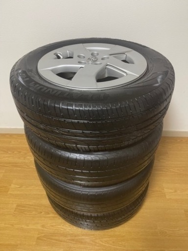 トヨタ プリウス 30系 タイヤセット