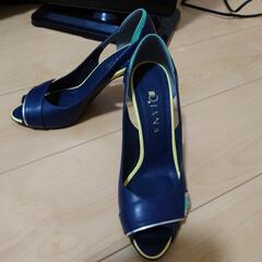  美品　パンプス　ダイアナ