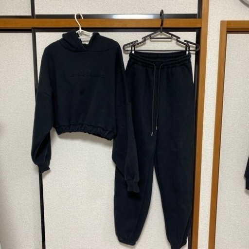ANAPショート丈パーカーセットアップ❣️