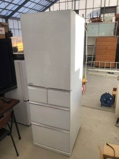 2015年製 三菱 5ドア冷蔵庫 455L 白　MR-B46Z-W