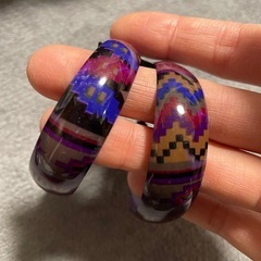 アジア　柄　ピアス