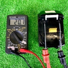 ♦️早い者勝ち♦️★美品良好品★MAKITA/マキタ・純正バッテリー・BL1830B・18v・3.0A ・中古品・残量表示付・雪マーク付★動作確認済★検索用 日立　の画像