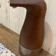 センサー付きソープディスペンサー　泡ハンドソープ　自動手洗い