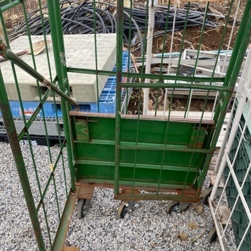 中古　　台車　　カゴ台車　　　引き取り限定　埼玉県東松山市からの出品