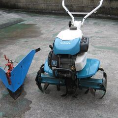 クボタ管理機（耕運機）TMS30（培土機TMAブルー付）の画像