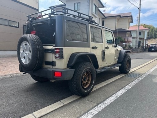 【正規品】Smittybilt 07-17y JKラングラー(4Dr)用 ディフェンダーラック 45454 + ブラケット