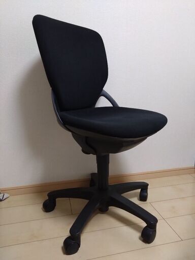 値下げしました。テレワーク椅子　ITOKI プレーゴチェア
