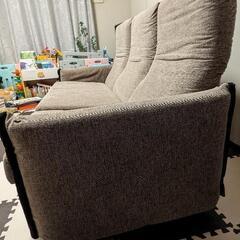 ※取引き者決定済(キャンセル待ちは受け付けます)【無料】三人掛けソファ　※搬送補助&搭載できる車を手配できる方限定の画像