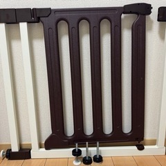 西松屋　ベビーゲート　フェンス　通せんぼ