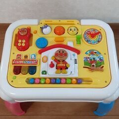 アンパンマン　よくばりテーブル