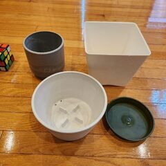 お花アレンジメント用器&受け皿の画像