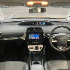  【自社ローン】【頭金・保証人無！！】 プリウス（9314）の画像