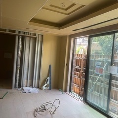 未経験から手に職をつける内装仕上げ職人