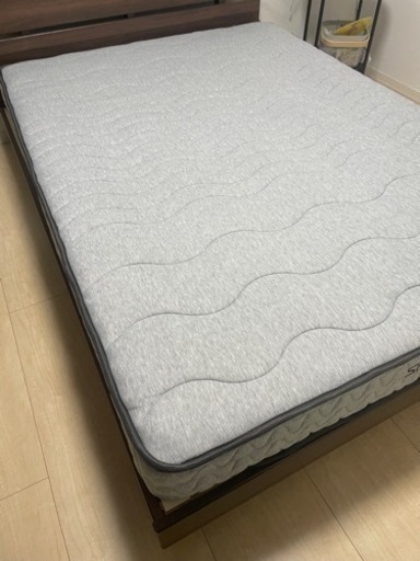 ダブルベッド用マットレス