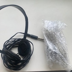 *受け渡し決定* 電子ピアノ キーボード 台 スタンド・マイク・ヘッドフォン付の画像