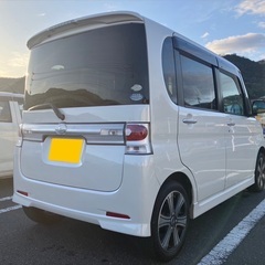 特別仕様車‼️月々9千円〜分割可❗️車検2年付き！【名義変更代込み】広い車内！大人気‼️ダイハツ タントカスタム☆HDDナビ付き☆走行中DVD観れます☆ETC付き☆電動スライドドア☆社外アルミ☆ドライブレコーダー☆事故修復歴無し！そのまま乗って帰れます！の画像