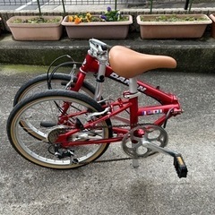 20インチ 折りたたみ自転車 の画像