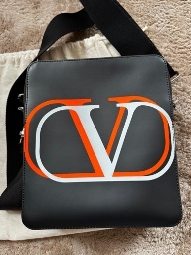 VALENTINO ヴァレンティノ　ショルダーバッグ