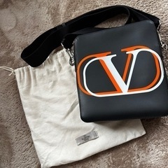 VALENTINO ヴァレンティノ　ショルダーバッグ
