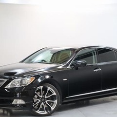 LEXUS　LSが入りました！