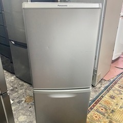北九州市内配送無料　保証付き　パナソニック Panasonic NR-B145W-S [冷蔵庫 （138L 右開き）シルバー]