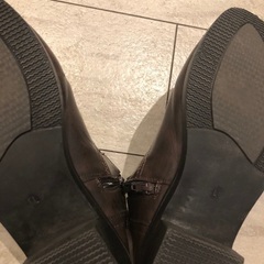 ヒール3.5〜4センチ合皮ショートブーツ24-25センチの画像