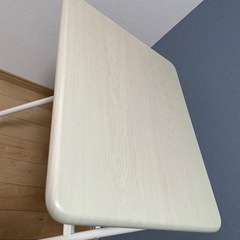 木目調　白　折りたたみ　テーブル　キャスターつきの画像