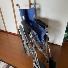車椅子の画像