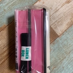 ディズニー　新品　定価1600円程 不思議の国のアリス　2段ランチボックスの画像