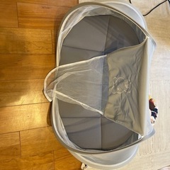 赤ちゃん用品。布団