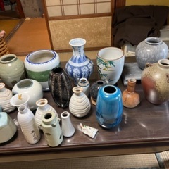 花瓶　まとめて差し上げます