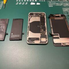 iPhoneSE3など バッテリー交換します。　純正同等品部材と工賃金額の画像