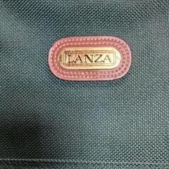 LJNZA キャリーケースの画像