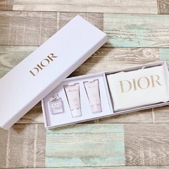 Diorクリスタルbirthdayギフトの画像