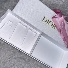 Diorクリスタルbirthdayギフトの画像